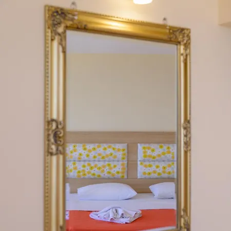 Hotel Aqua Sun Village 4*
